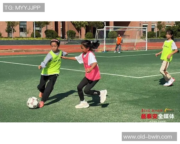 校园足球对学生身心发展的影响及其在素质教育中的重要性探讨